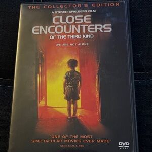 Close Encounters of the Third Kind Collector's Edition DVD - Red/Orange/Black